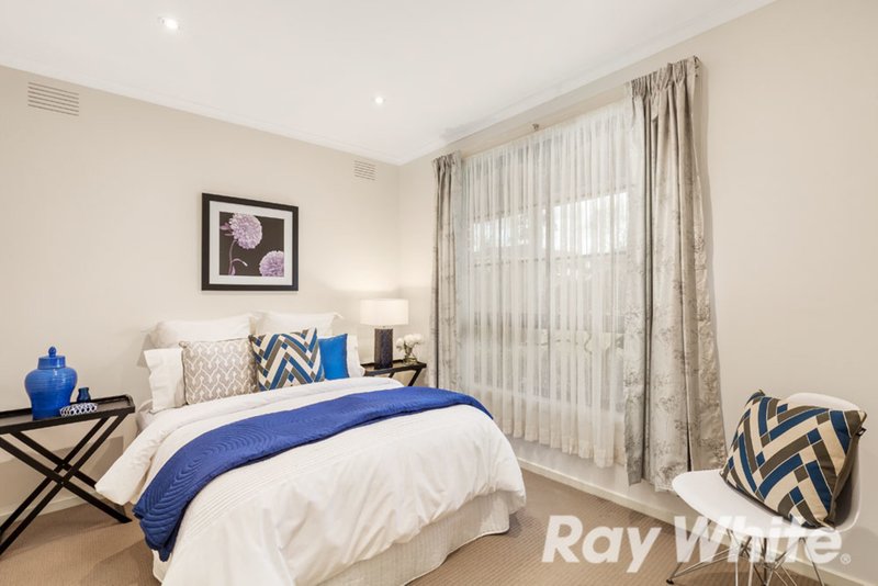 Photo - 1/18 Severn Street, Box Hill North VIC 3129 - Image 6