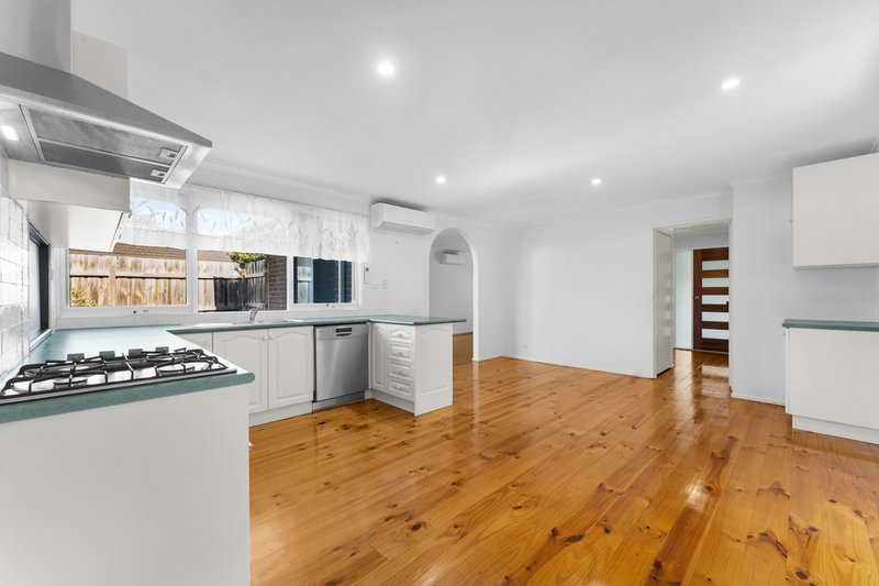 Photo - 1/18 Shearwater Drive, Carrum Downs VIC 3201 - Image 7