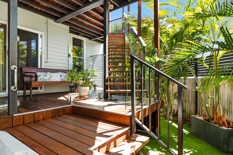 Photo - 1/18 Sobraon Street, Sunrise Beach QLD 4567 - Image 13