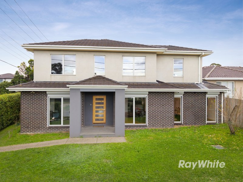 Photo - 118 Stanley Avenue, Mount Waverley VIC 3149 - Image 1