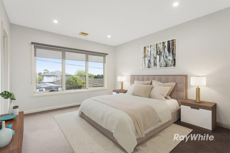 Photo - 118 Stanley Avenue, Mount Waverley VIC 3149 - Image 7