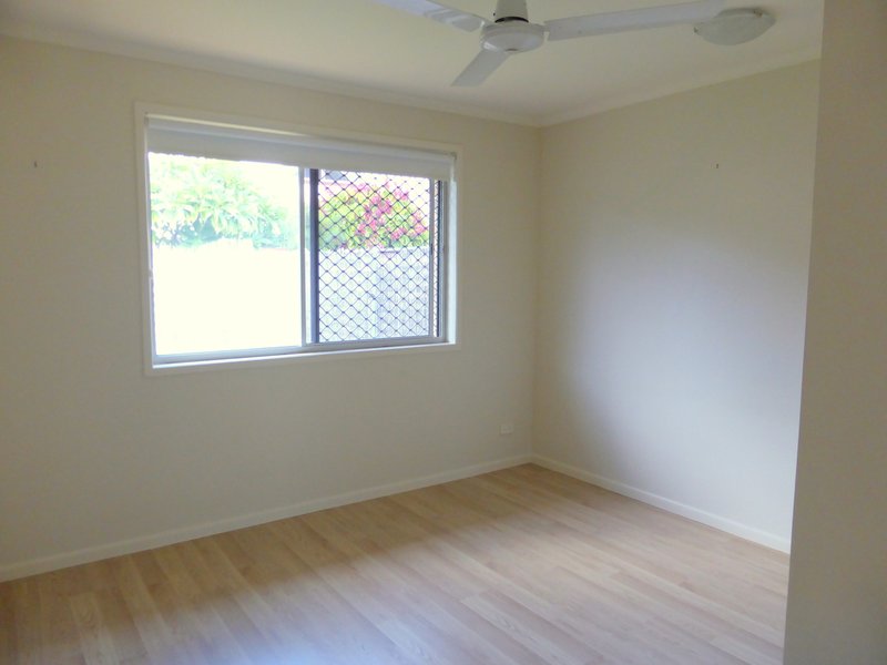 Photo - 1/18 Steven Street, Redcliffe QLD 4020 - Image 7