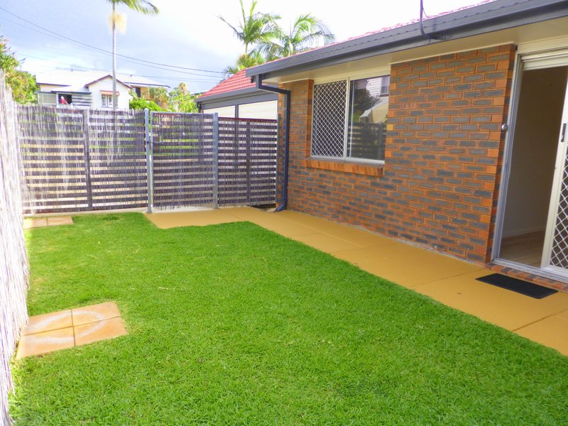 Photo - 1/18 Steven Street, Redcliffe QLD 4020 - Image 11