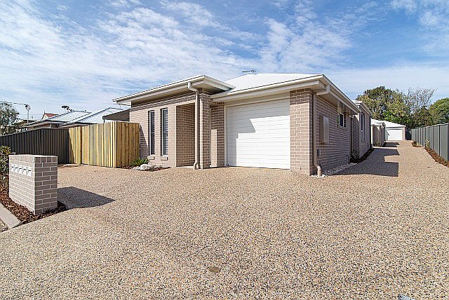 Photo - 1/18 Swallow Court, Newtown QLD 4350 - Image 7