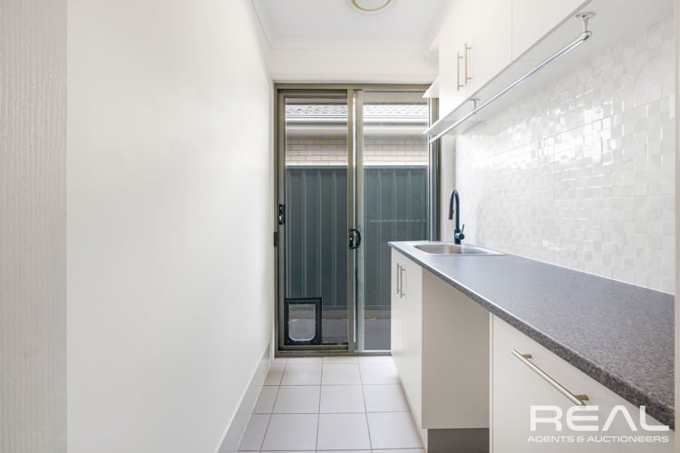 Photo - 118 The Boulevard, Parafield Gardens SA 5107 - Image 18