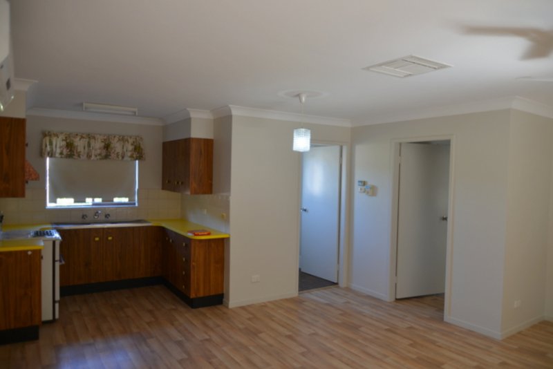 Photo - 11/8 Thibault Street, Tamworth NSW 2340 - Image 5