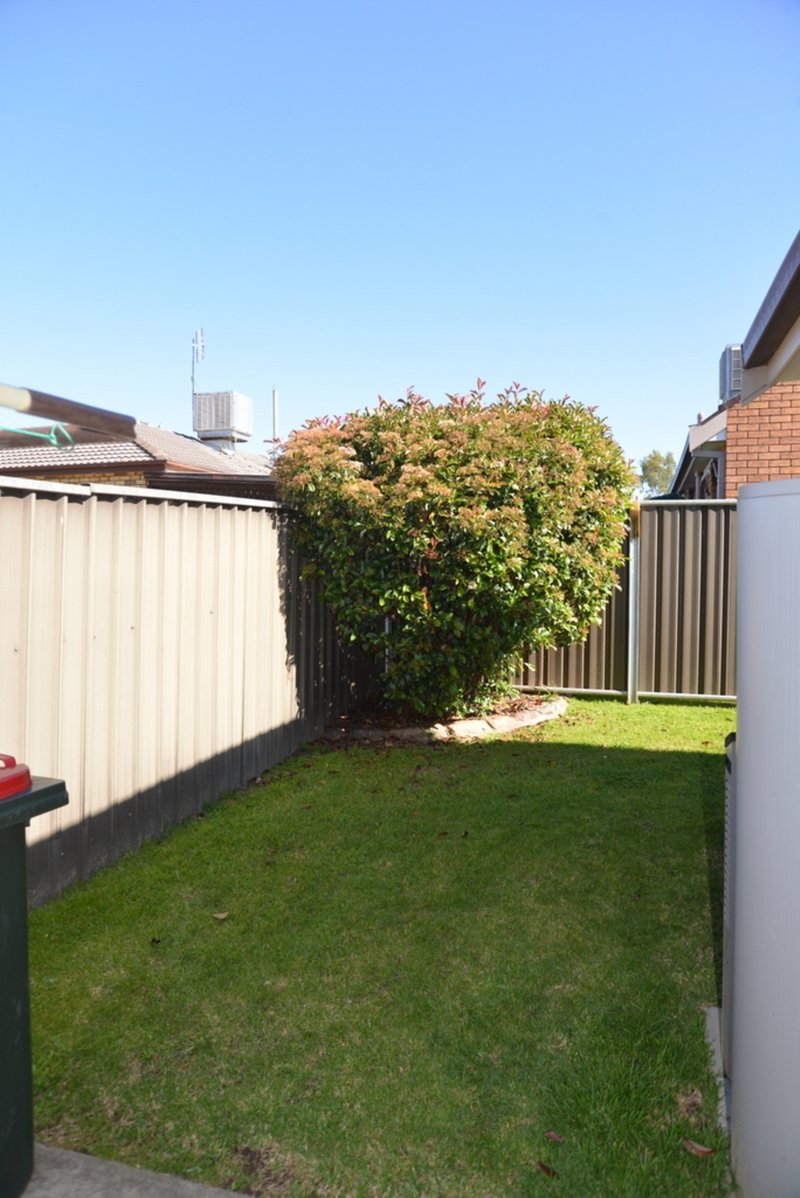 Photo - 11/8 Thibault Street, Tamworth NSW 2340 - Image 9