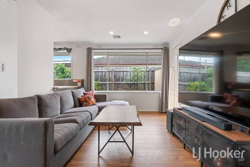 Photo - 1/18 Third Avenue, Dandenong North VIC 3175 - Image 3