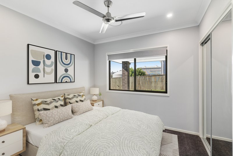 Photo - 118 Webcke Crescent, Kleinton QLD 4352 - Image 11