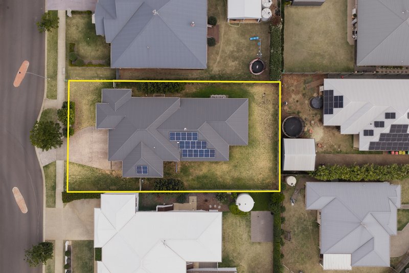 Photo - 118 Webcke Crescent, Kleinton QLD 4352 - Image 17