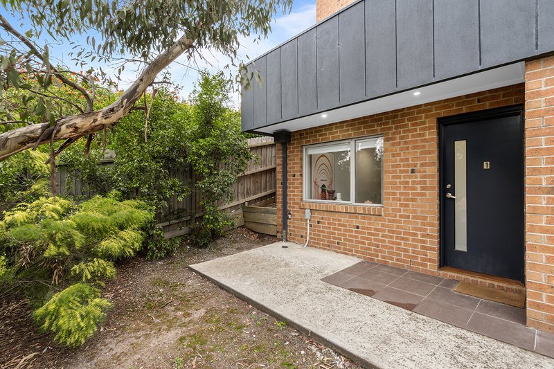 Photo - 1/18 Zenith Street, Pascoe Vale VIC 3044 - Image 17