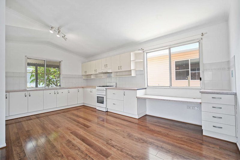 Photo - 11/81 Kalaroo Road, Redhead NSW 2290 - Image 3