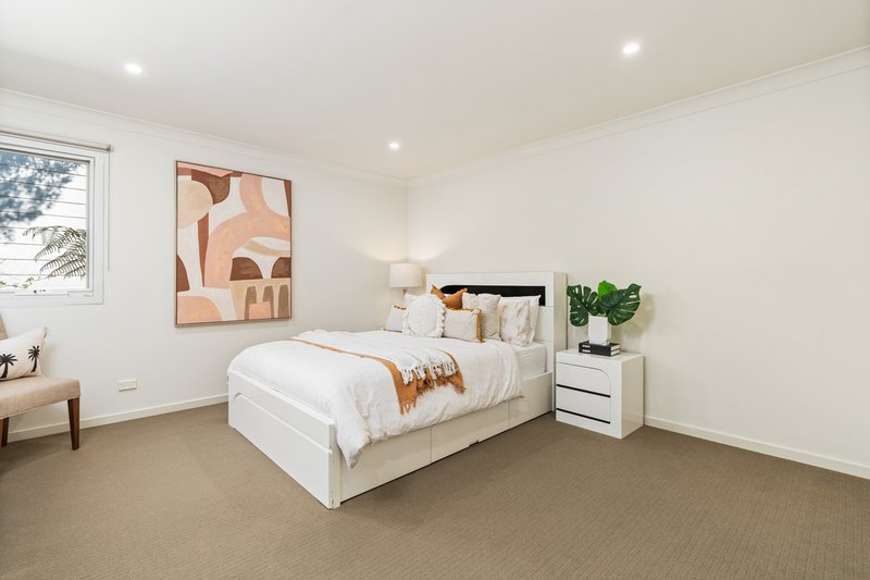 Photo - 1/181 Lakedge Avenue, Berkeley Vale NSW 2261 - Image 8