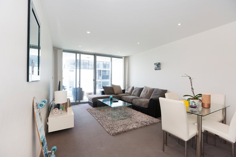 Photo - 118/11 Trevillian Quay, Kingston ACT 2604 - Image 5