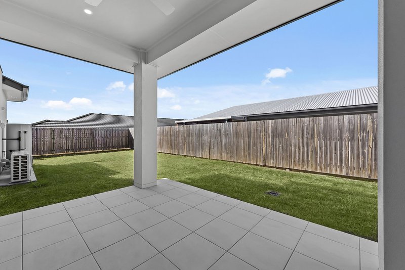 Photo - 1/182 Dublin Avenue, Spring Mountain QLD 4300 - Image 13