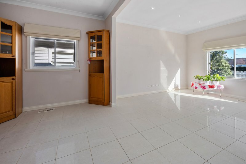 Photo - 1/182 West Street, Hadfield VIC 3046 - Image 4