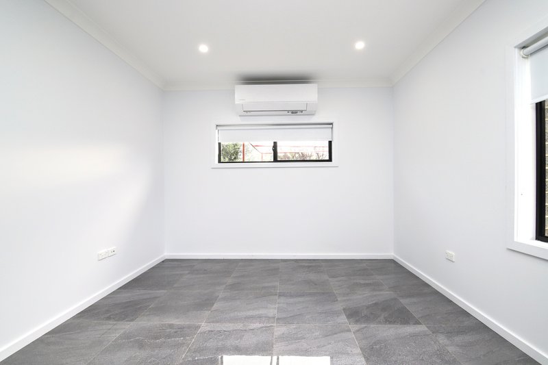 Photo - 1/183 Northam Avenue, Bankstown NSW 2200 - Image 2