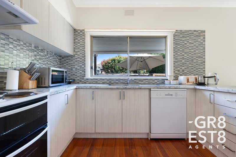 Photo - 1/183 Porter Road, Heidelberg Heights VIC 3081 - Image 3