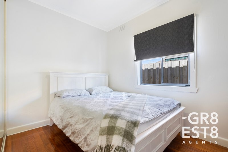 Photo - 1/183 Porter Road, Heidelberg Heights VIC 3081 - Image 11