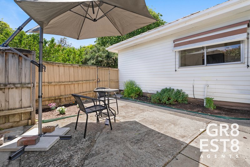 Photo - 1/183 Porter Road, Heidelberg Heights VIC 3081 - Image 12