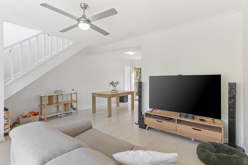 Photo - 11/84 Franklin Drive, Mudgeeraba QLD 4213 - Image 3