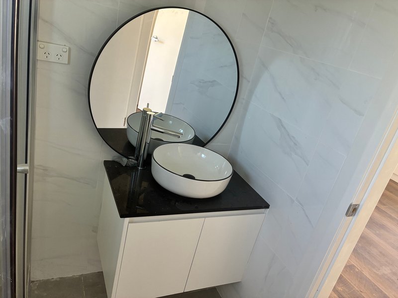 Photo - 1/184 Roberts Road, Greenacre NSW 2190 - Image 5