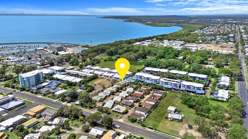 Photo - 11/85 Miller Street, Urangan QLD 4655 - Image 24