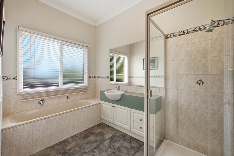 Photo - 1/187 Oban Road, Ringwood North VIC 3134 - Image 10