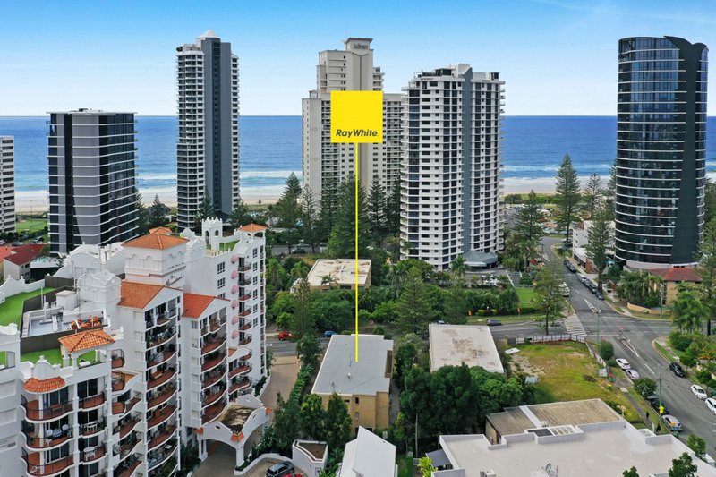 Photo - 1/188 Surf Parade, Surfers Paradise QLD 4217 - Image 9