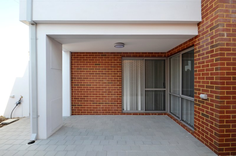 Photo - 1/188 Surrey Road, Rivervale WA 6103 - Image 13
