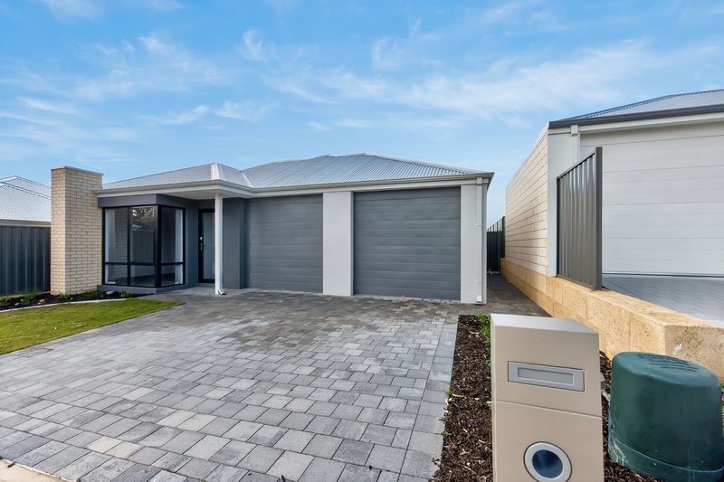 Photo - 118B Elderberry Drive, Baldivis WA 6171 - Image 1