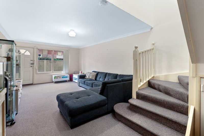 Photo - 11/9-11 Thurston Street, Penrith NSW 2750 - Image 1