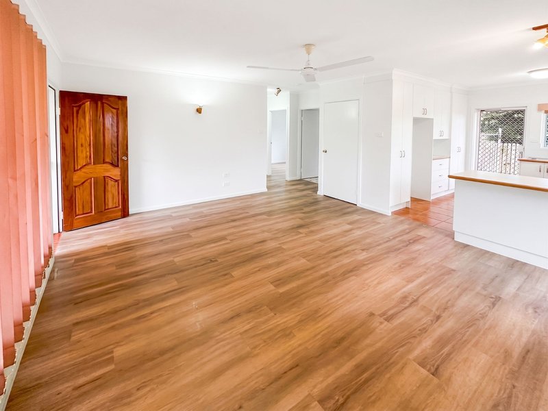 Photo - 1/19-21 Coronis Circuit, Atherton QLD 4883 - Image 4