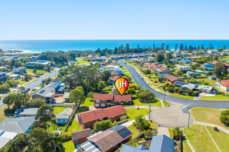 Photo - 1/19-21 Grenville Avenue, Tuross Head NSW 2537 - Image 4