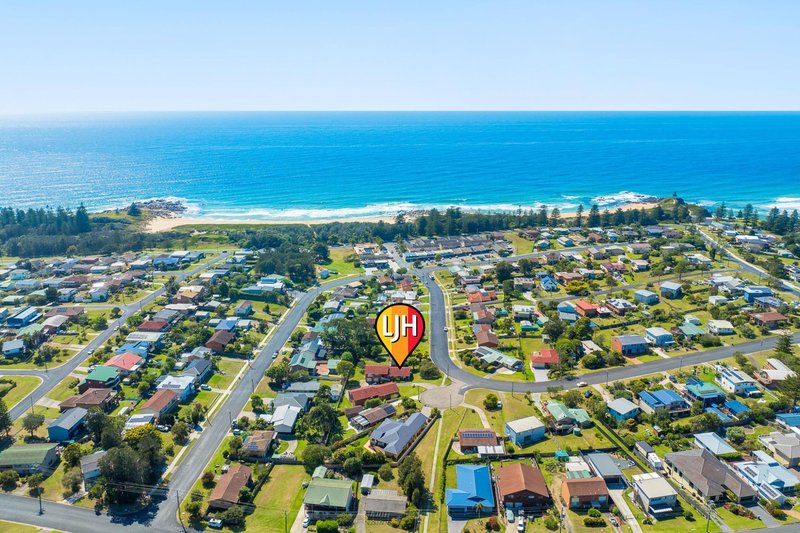 Photo - 1/19-21 Grenville Avenue, Tuross Head NSW 2537 - Image 18