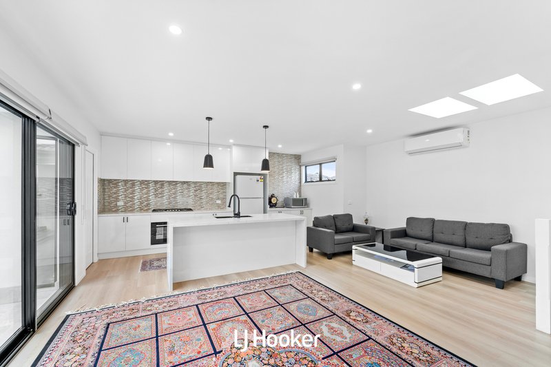 Photo - 1/19-21 Masters Street, Dandenong VIC 3175 - Image 5