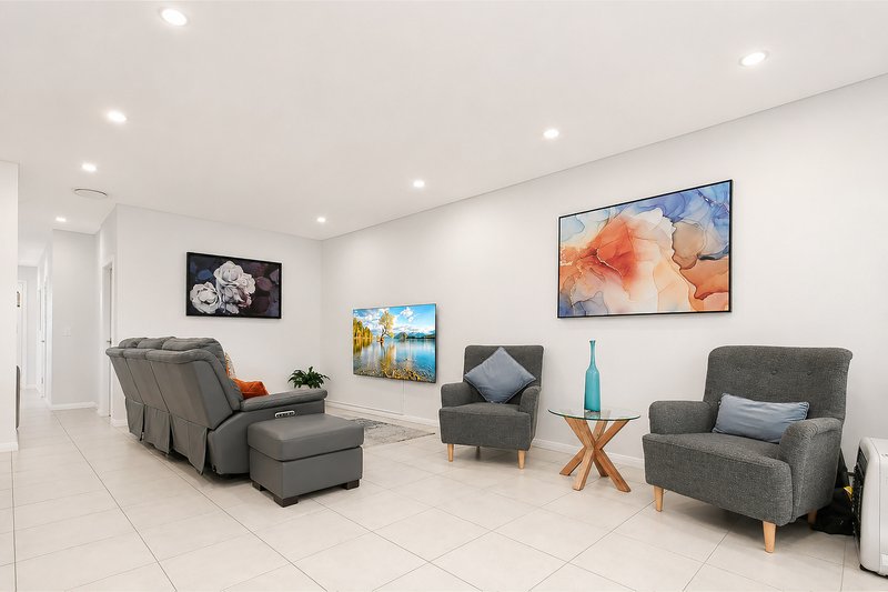 Photo - 1/19-23 Chiswick Road, Greenacre NSW 2190 - Image 3
