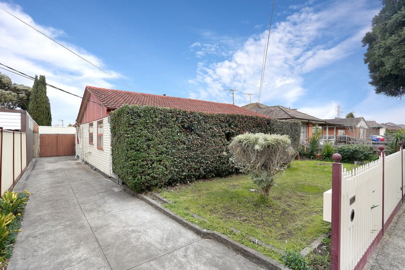 119 Alexander Avenue, Thomastown VIC 3074