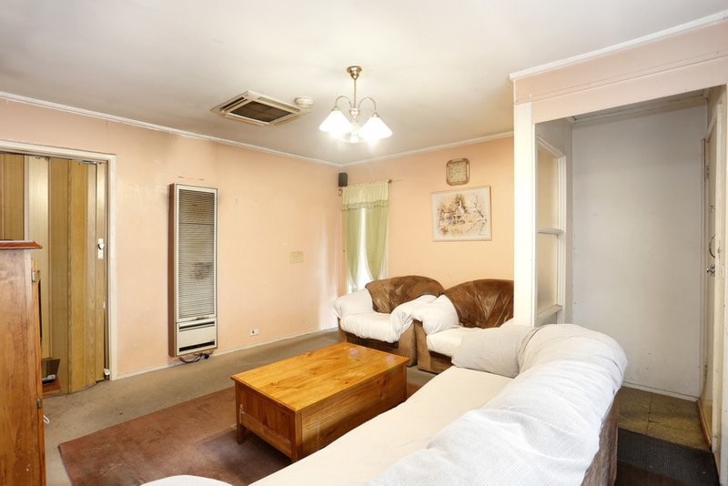 Photo - 119 Alexander Avenue, Thomastown VIC 3074 - Image 5