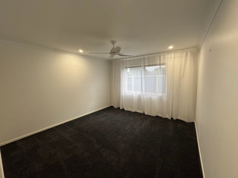 Photo - 1/19 Anchor Court, Banksia Beach QLD 4507 - Image 8