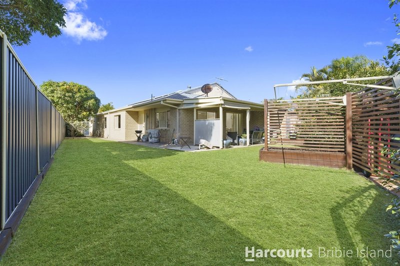 Photo - 1/19 Anchor Crt , Banksia Beach QLD 4507 - Image 1