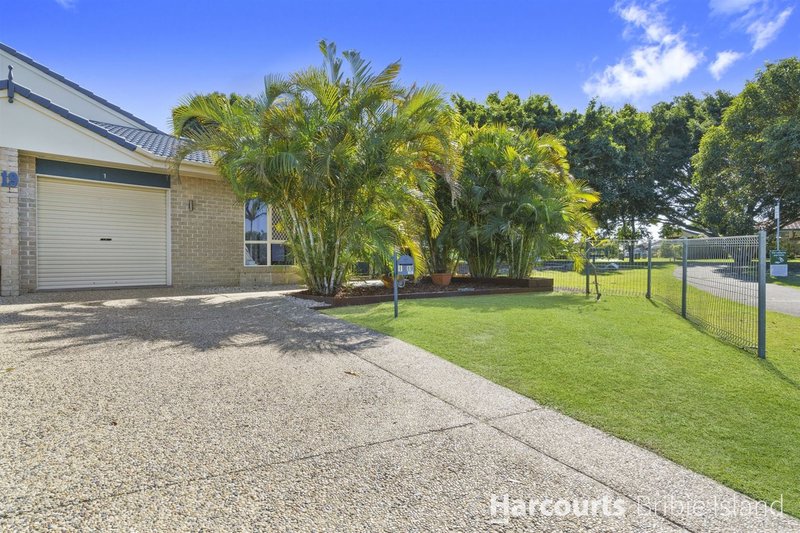 Photo - 1/19 Anchor Crt , Banksia Beach QLD 4507 - Image 4