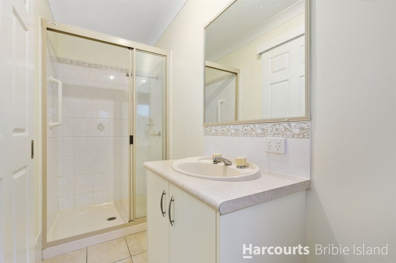 Photo - 1/19 Anchor Crt , Banksia Beach QLD 4507 - Image 11