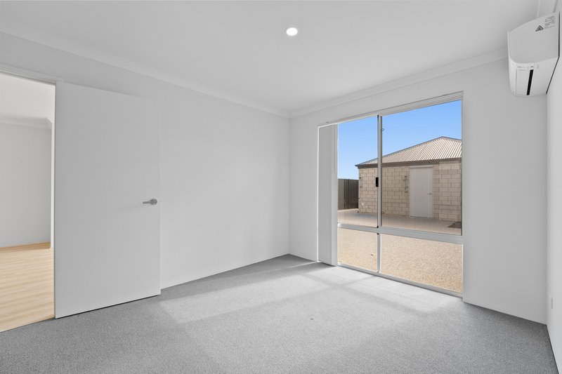 Photo - 119 Badgerup Avenue, Lakelands WA 6180 - Image 15