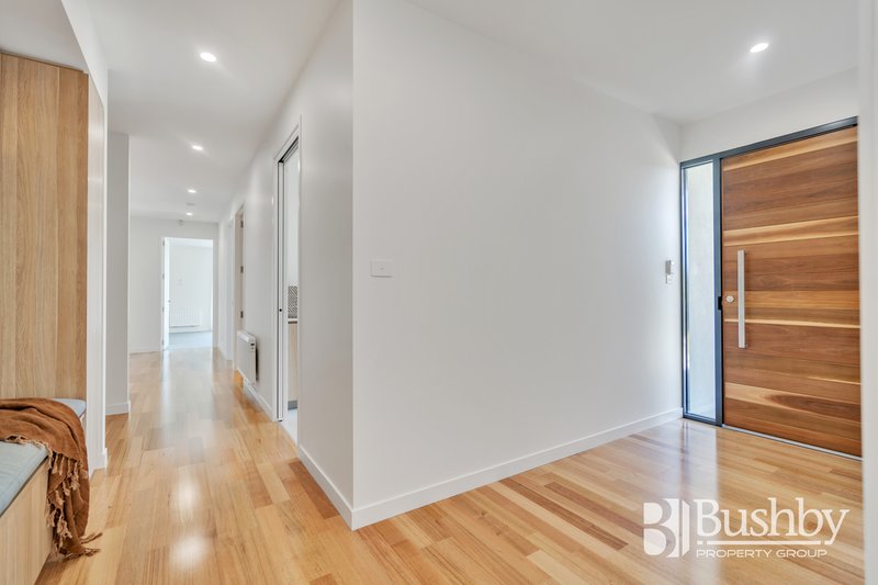 Photo - 1/19 Bain Terrace, Trevallyn TAS 7250 - Image 5