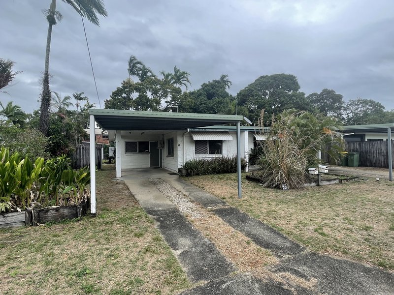 Photo - 1/19 Bamboo Street, Holloways Beach QLD 4878 - Image