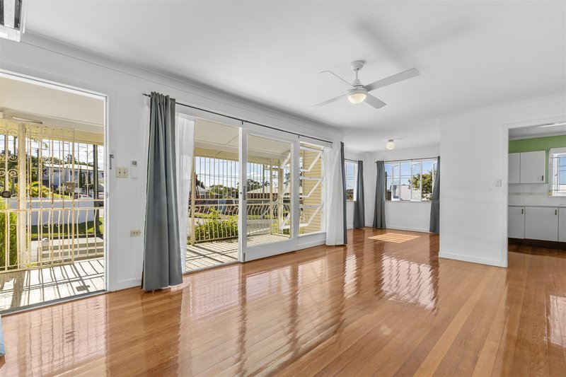 Photo - 119 Barmore Street, Tarragindi QLD 4121 - Image 2