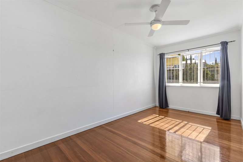 Photo - 119 Barmore Street, Tarragindi QLD 4121 - Image 4