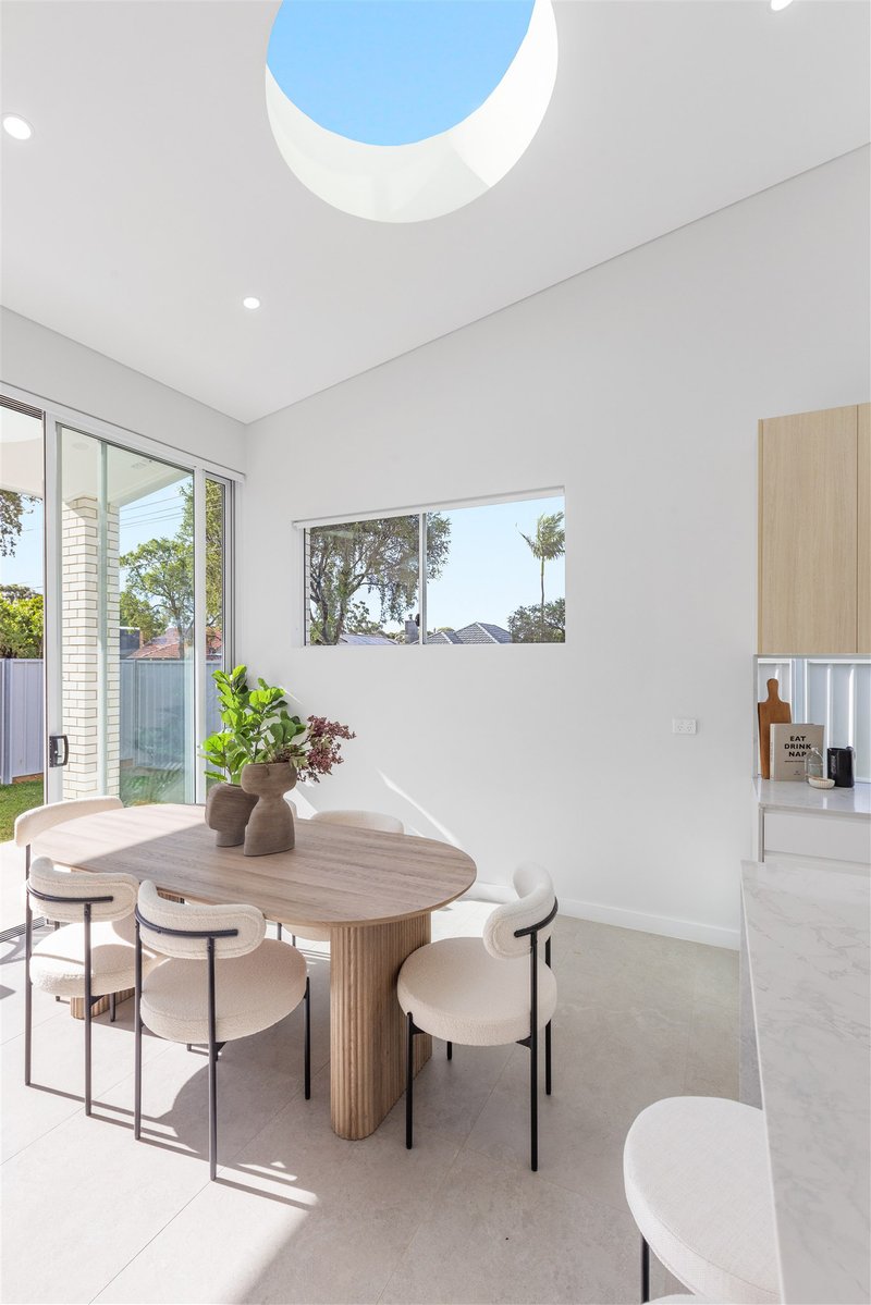 Photo - 1/19 Bell Street, Riverwood NSW 2210 - Image 2