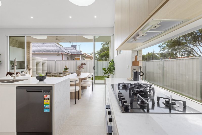 Photo - 1/19 Bell Street, Riverwood NSW 2210 - Image 11